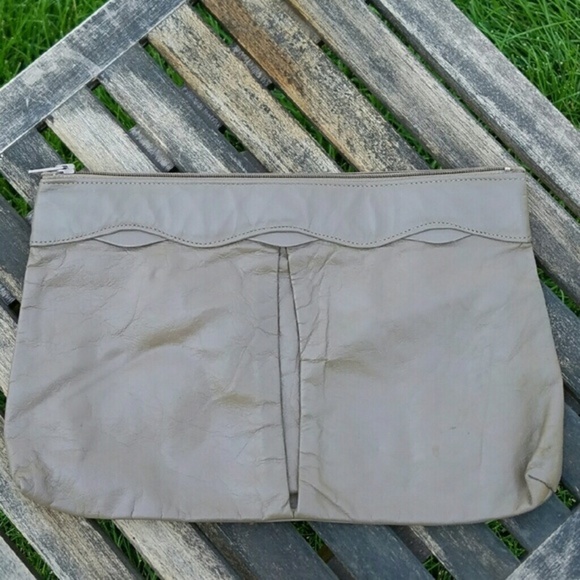 Handbags - NEUTRAL Minimalistic 𝅺vintage 80's Clutch Purse